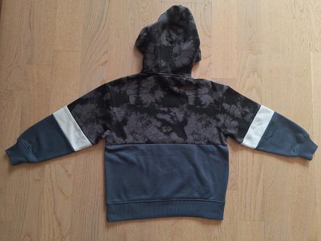 Mikina, chapter young,134