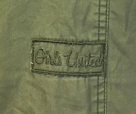 Olivovo zelená bunda s kapucňou, xs