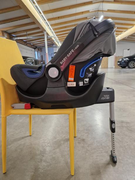Britax römer baby-safe2 i-size vajíčko + isofix, britax