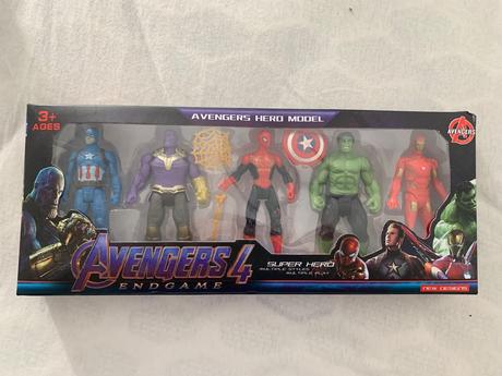 Avangers postavicky,