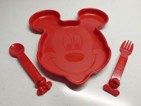 Tanier a príbor mickey mouse -nové,