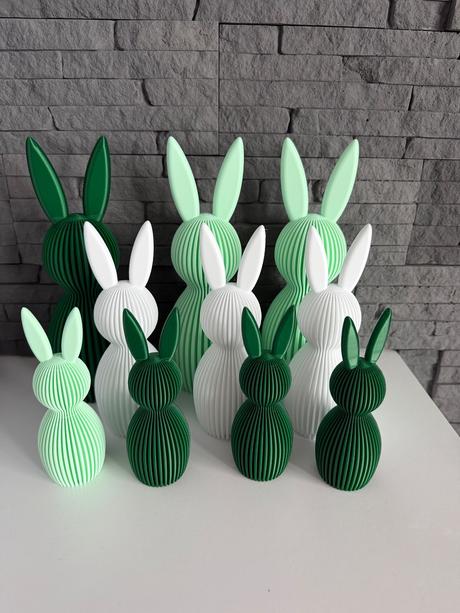 Rodinka zajkov v obľúbenej zelenobielej kombinacii, 