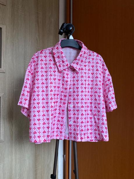 Crop top košeľa so vzorom, m