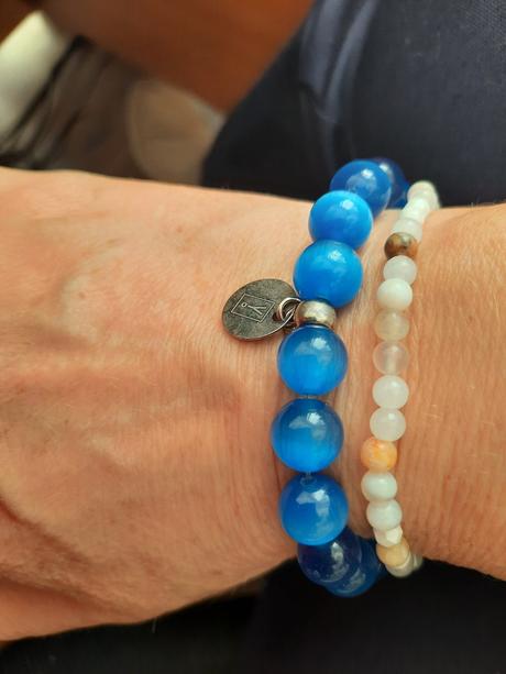 Modrý náramok,