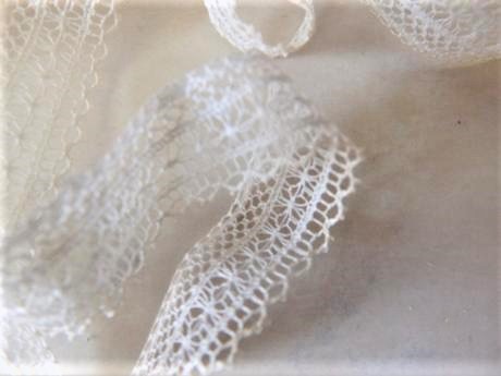 Drobná príprava/zbytky cvernovej čipky,