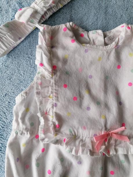 Overal s čelenkou, 80