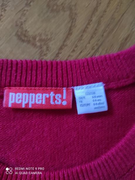 Svetrík 122/128 vianočný, 122