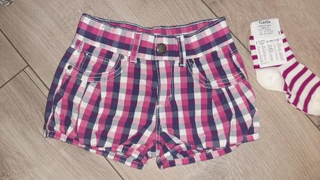 Taška plná vecí armani, gucci, pompdelux, benetton, 104–116