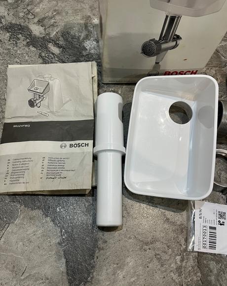 Mlynček bosch mum 2-4 na kuchynský robot, bosch