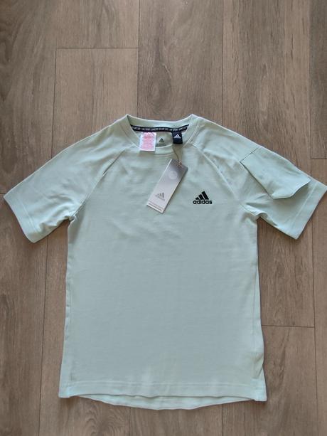 Úplne nové detské tričko adidas, 11-12 r., 152 cm, adidas,152