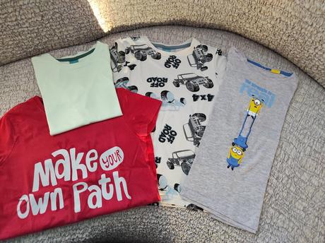 Predám chlapč. tričká s krátkymi rukávmi veľ.128, 128