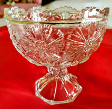 Kryštálová miska na stopke,