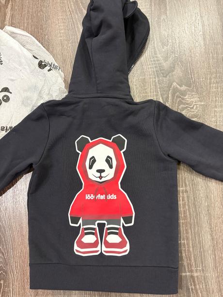 Loowfat mikina s pandou a uskami na kapucni, 104