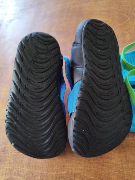 2ks sandál do vody (13cm vnútorná dĺžka), nike,22