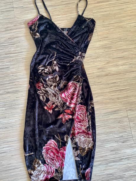 Zamatovė šaty missguided/3a, 40