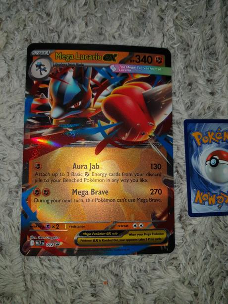 Velka pokémon karta mega lucario ex,