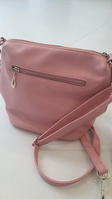 Kožená crossbody kabelka,