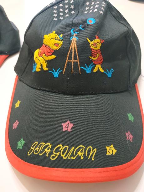 Šiltovka macko pooh, 104