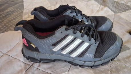 Tenisky adidas, adams,41