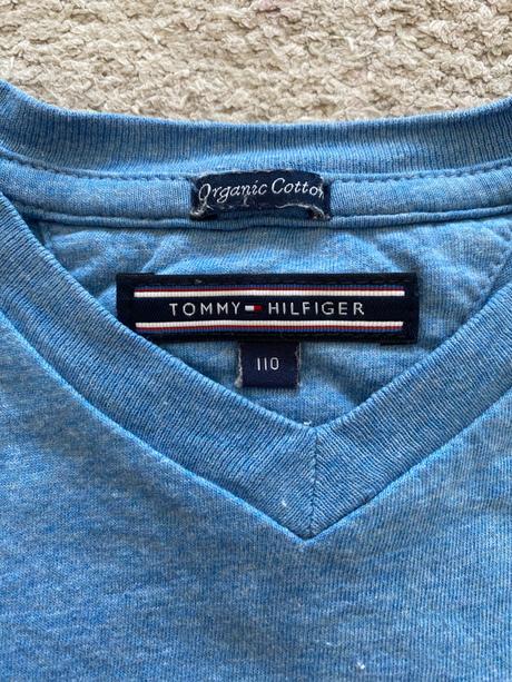 Tricko, tommy hilfiger,110