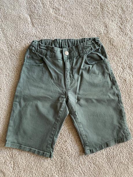 Kraťase khaki, h&m,134