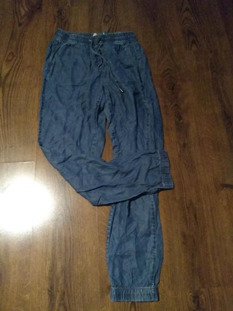 Nohavice, reserved,36