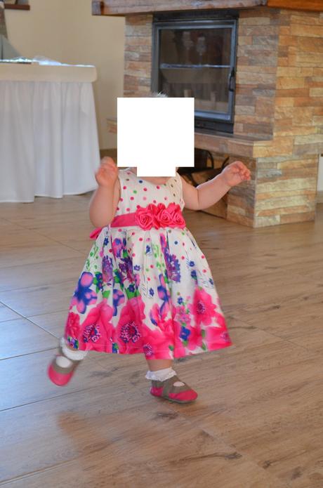 Sviatočné šaty 1x oblečené - veľkosť 9 - 12m, 74