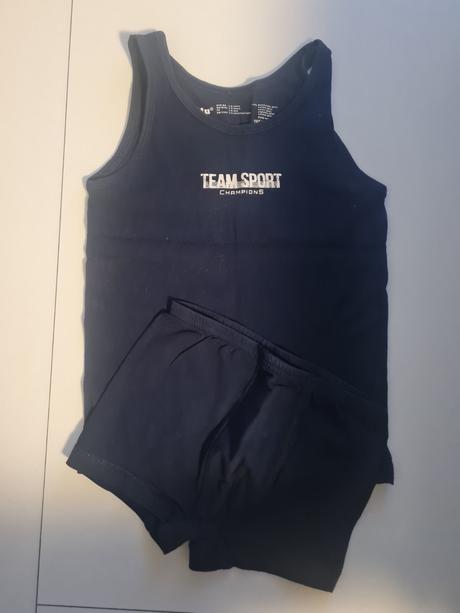 Tielko a boxerky, lupilu,110