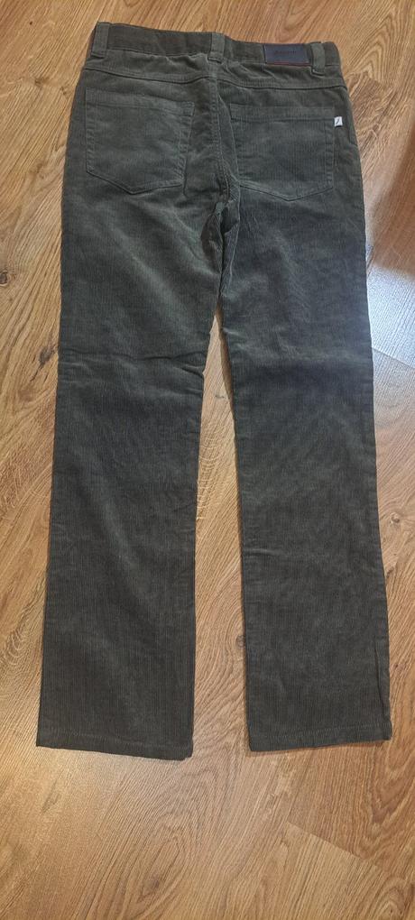 Menčestráky, v. 152, 152