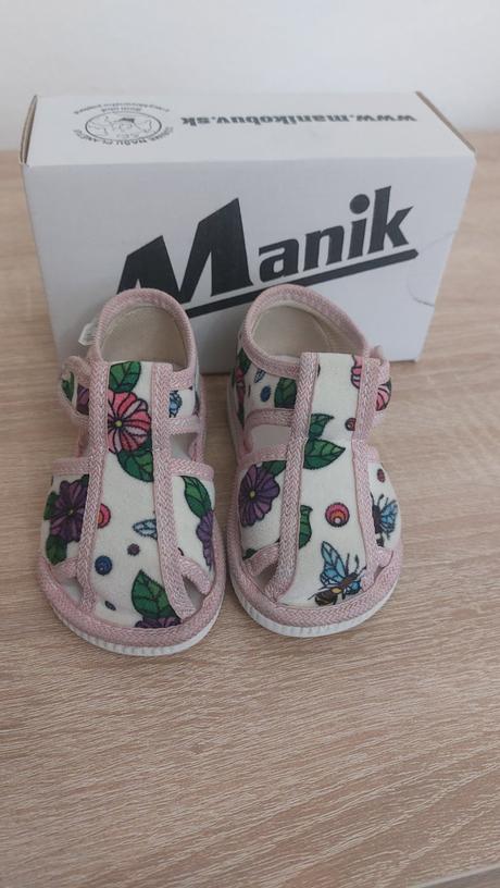 Papučky, manik,20