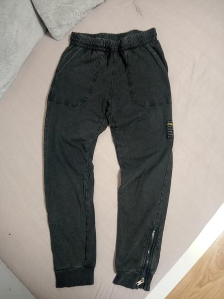 Tepláky pre malého frajera, 146