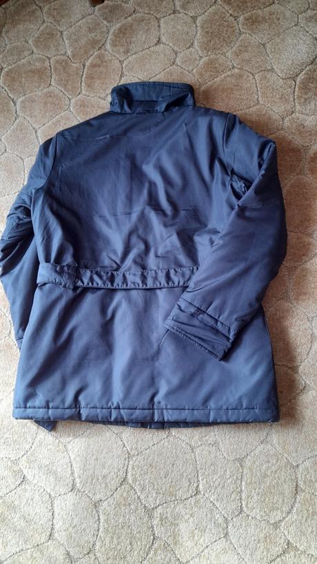 Dlhšia prechodna bunda, 42