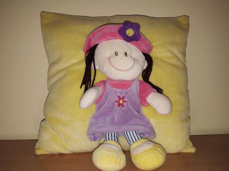 Vankúšik dievčatko, 