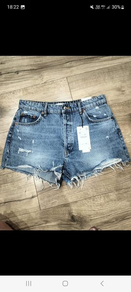 Kratasy 42, zara,42