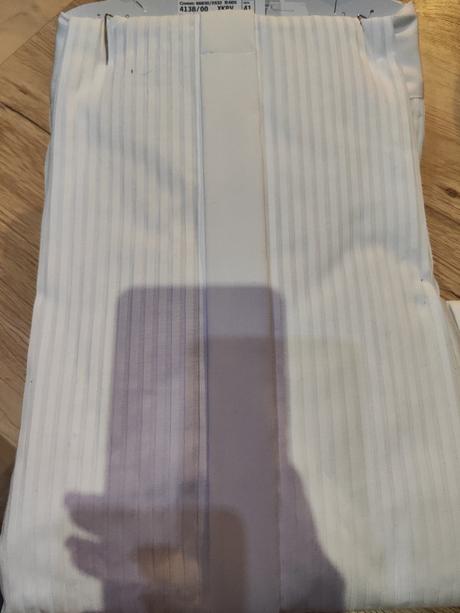 Košeľa s motýlikom, 41