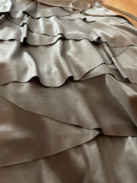 Elegantné letné šaty, s