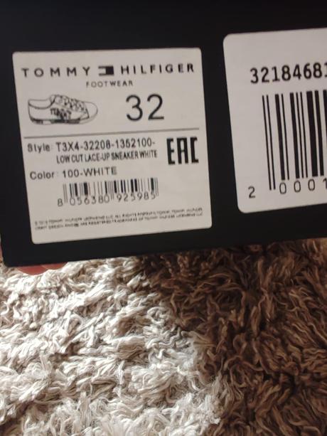 Biele tenisky th, tommy hilfiger,32