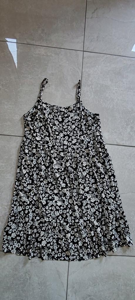 Šaty top stav, c&a,42