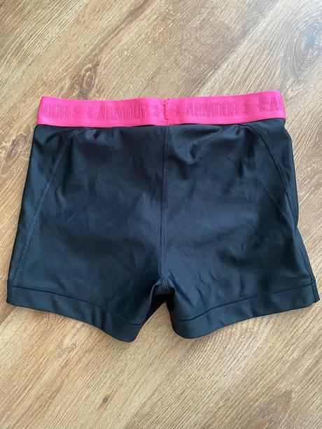 Under armour kratasy, under armour,m