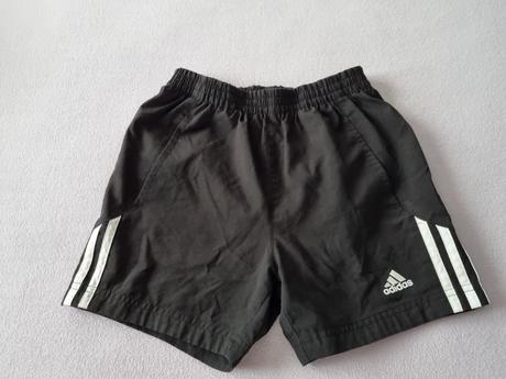 Športové kratase, adidas,140