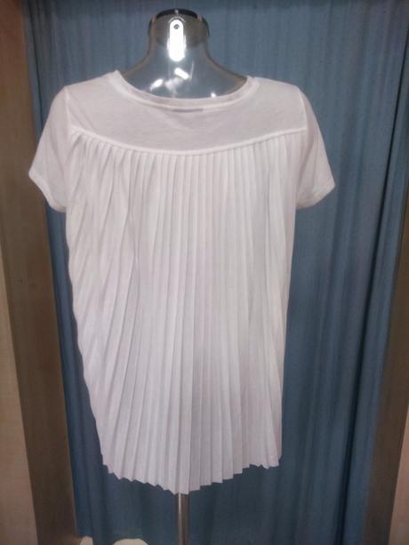 Zaujímavý  top, c&a,s