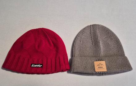 Krásne značkové čiapky, 