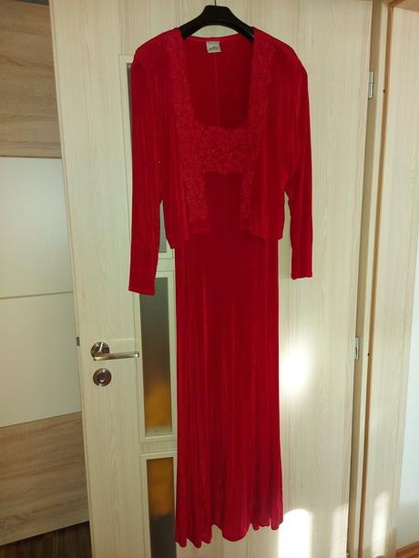 Spoločenské šaty, 40