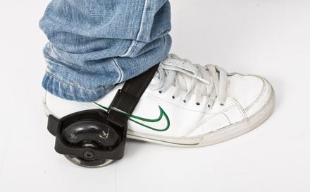 Svietiacie jazdiace kolieska na pätu zn.invento,