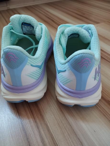 Tenisky hoka, 38