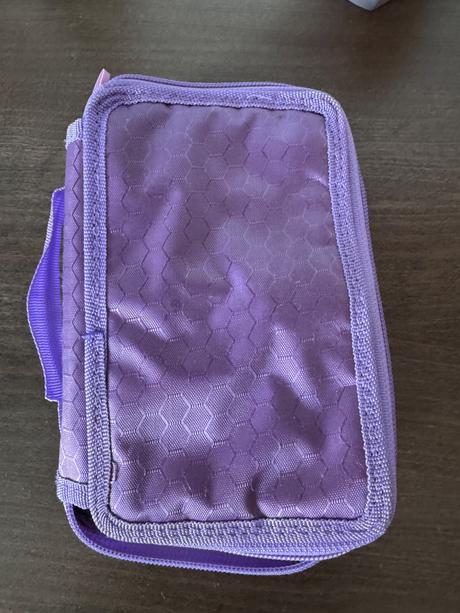 Fialový peračník, 