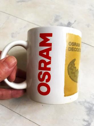 Hrnček s indikátorom tepla,