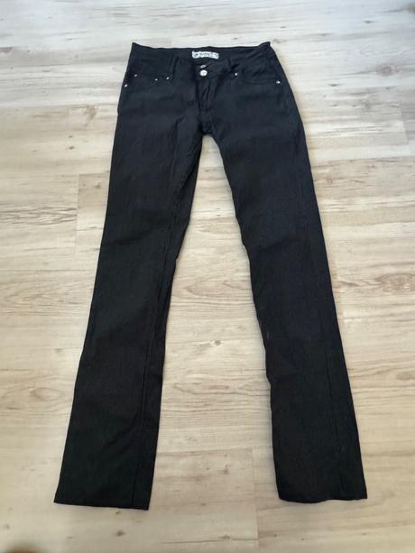 Dámske nohavice, 26