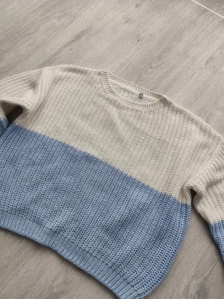 Dvojfarebný sveter, 134