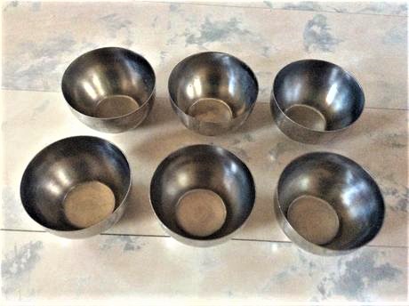 Sada chrómovaných misiek / 6 ks,